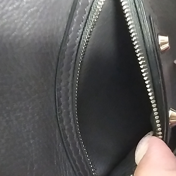 Authentic BALENCIAGA Papier A6 zip around tote in dark gray with mirror. - Picture 16 of 16